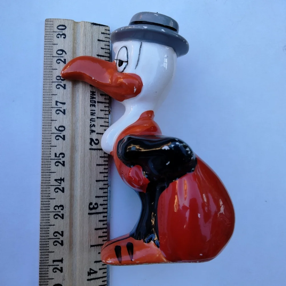 Beaky Buzzard 1978 Looney Tunes Dave Grossman Porcelain Christmas Ornament VTG